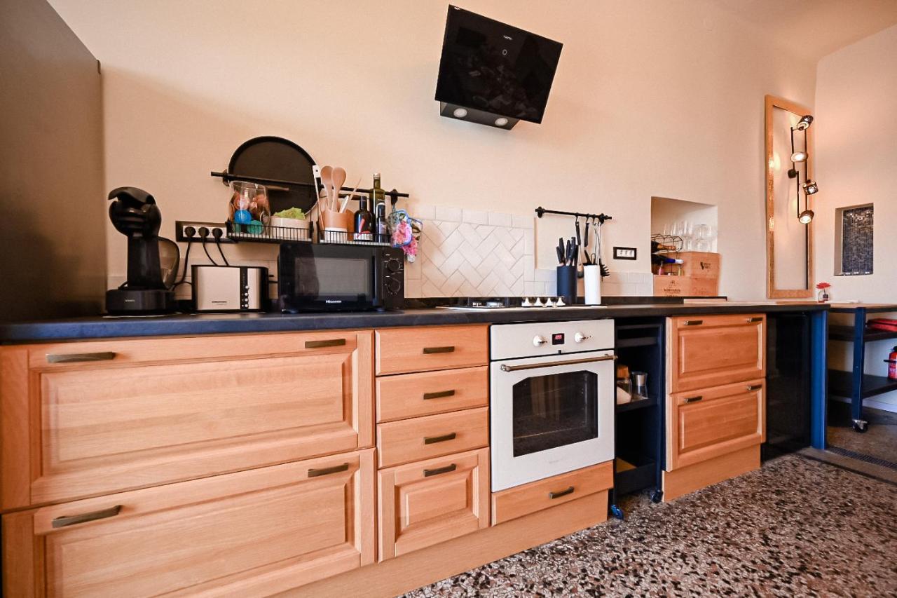 '2R' City Center Holidays And Workstays Rijeka Eksteriør billede