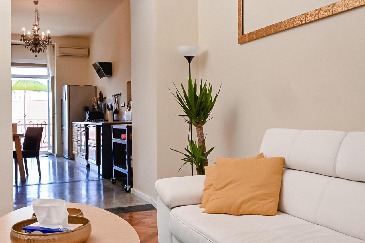 '2R' City Center Holidays And Workstays Rijeka Eksteriør billede